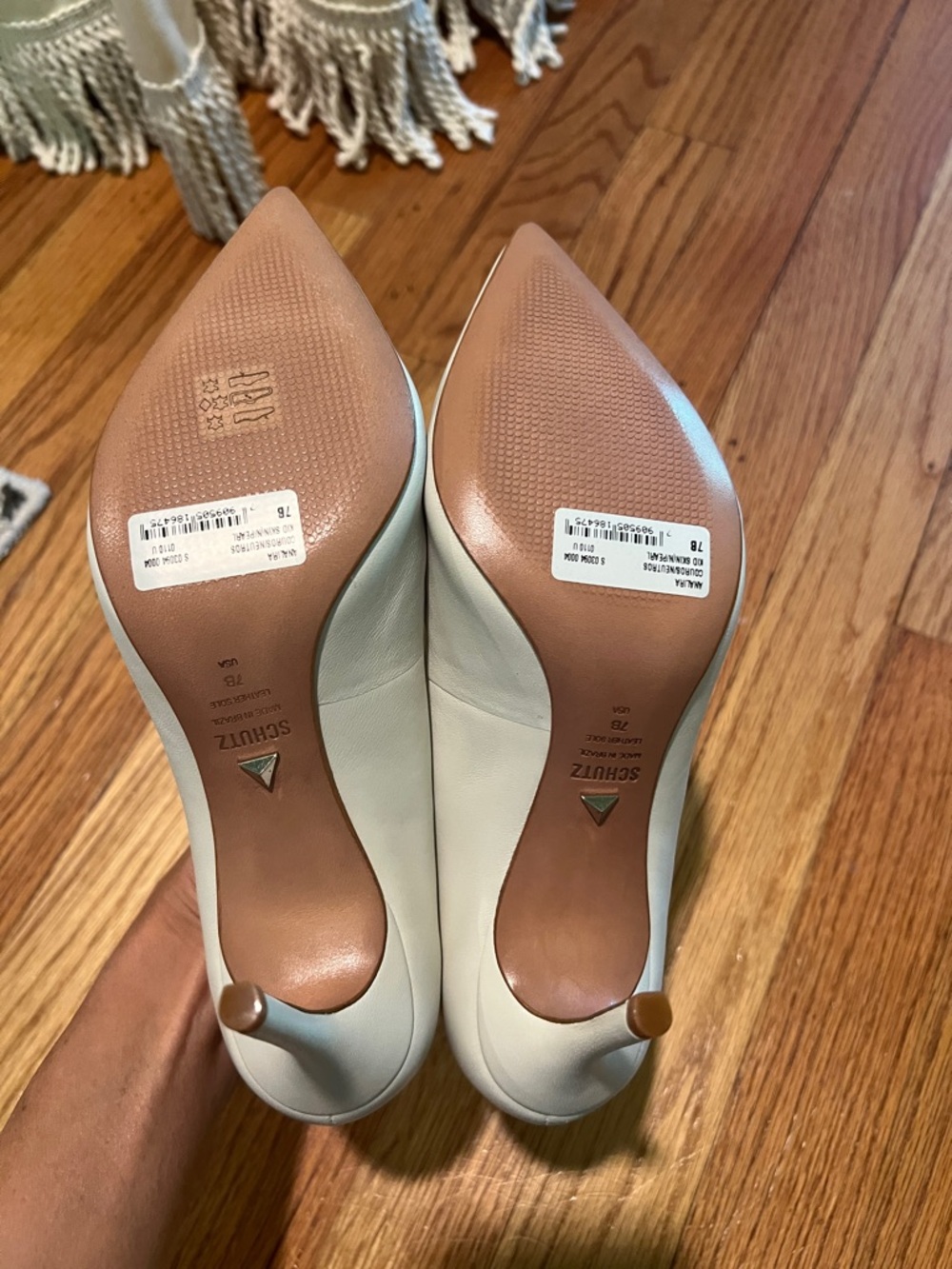 SCHUTZ Ivory Pointed Toe Leather Stiletto Pumps - Picture 4 of 6